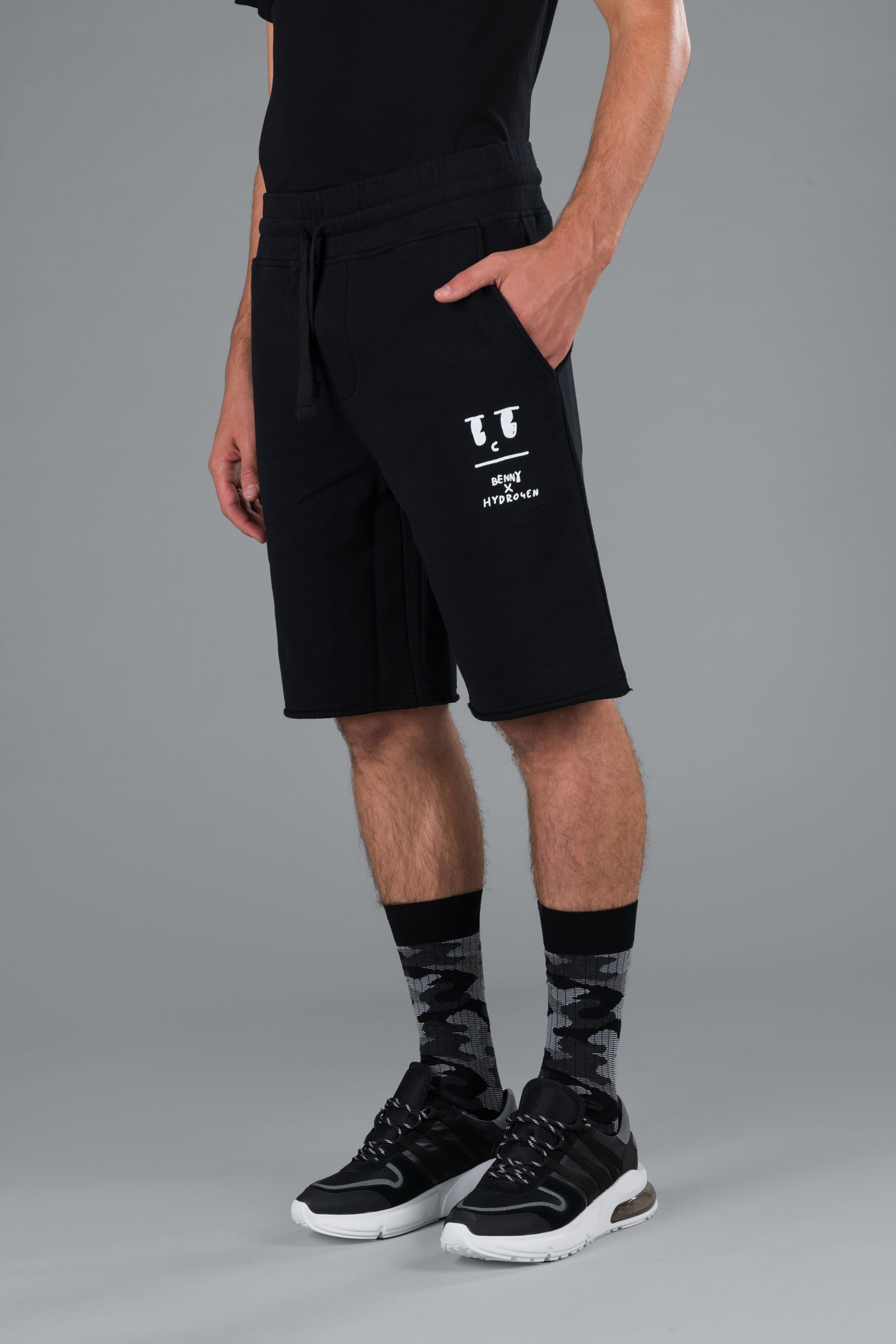 BENNY SHORTS - BLACK - Hydrogen - Luxury Sportwear