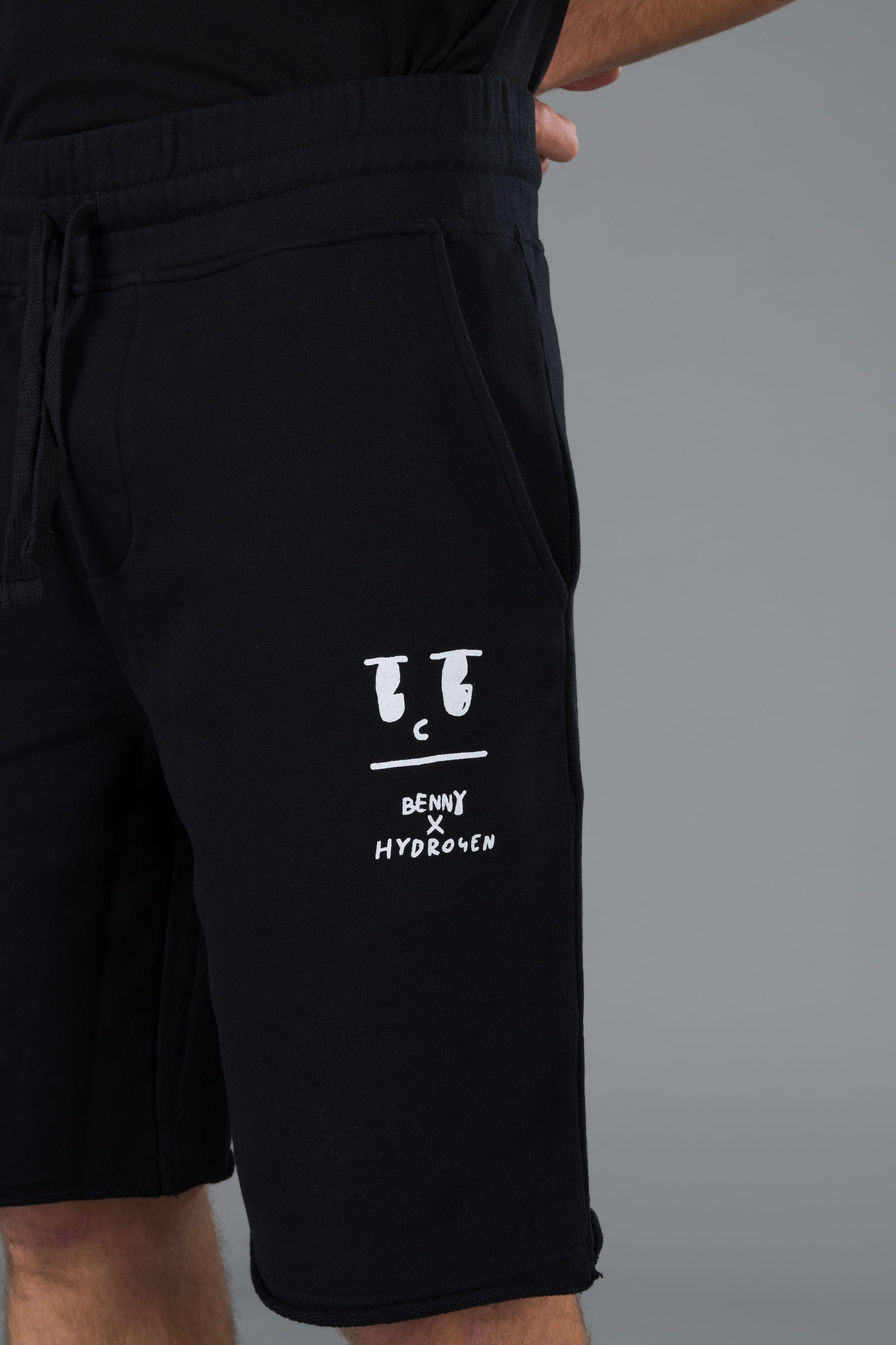 BENNY SHORTS - BLACK - Hydrogen - Luxury Sportwear