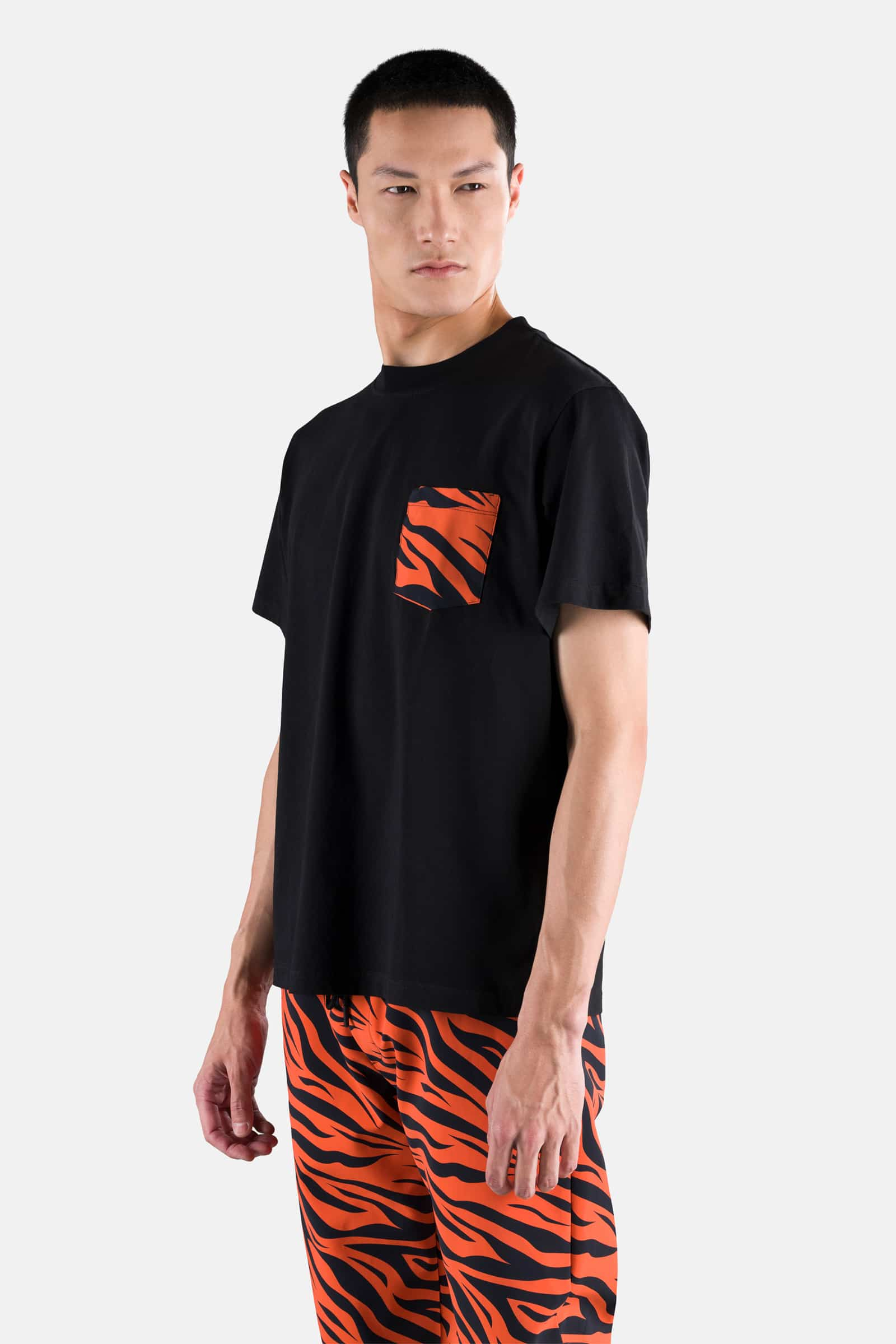 POCKET TEE - BLACK,ORANGE TIGER - Hydrogen - Luxury Sportwear