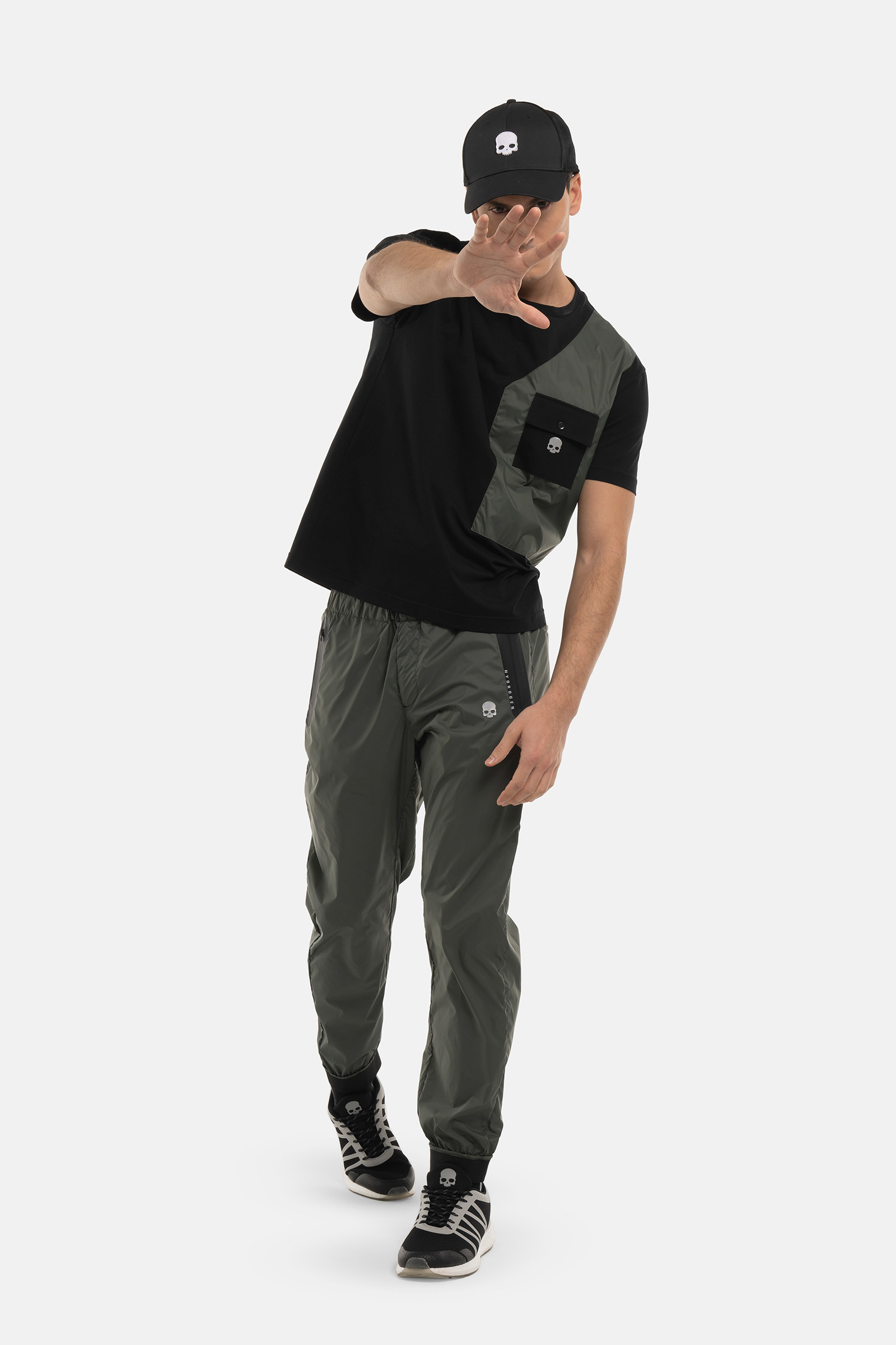 T-SHIRT IN NYLON - BLACK,GREEN - Abbigliamento sportivo | Hydrogen