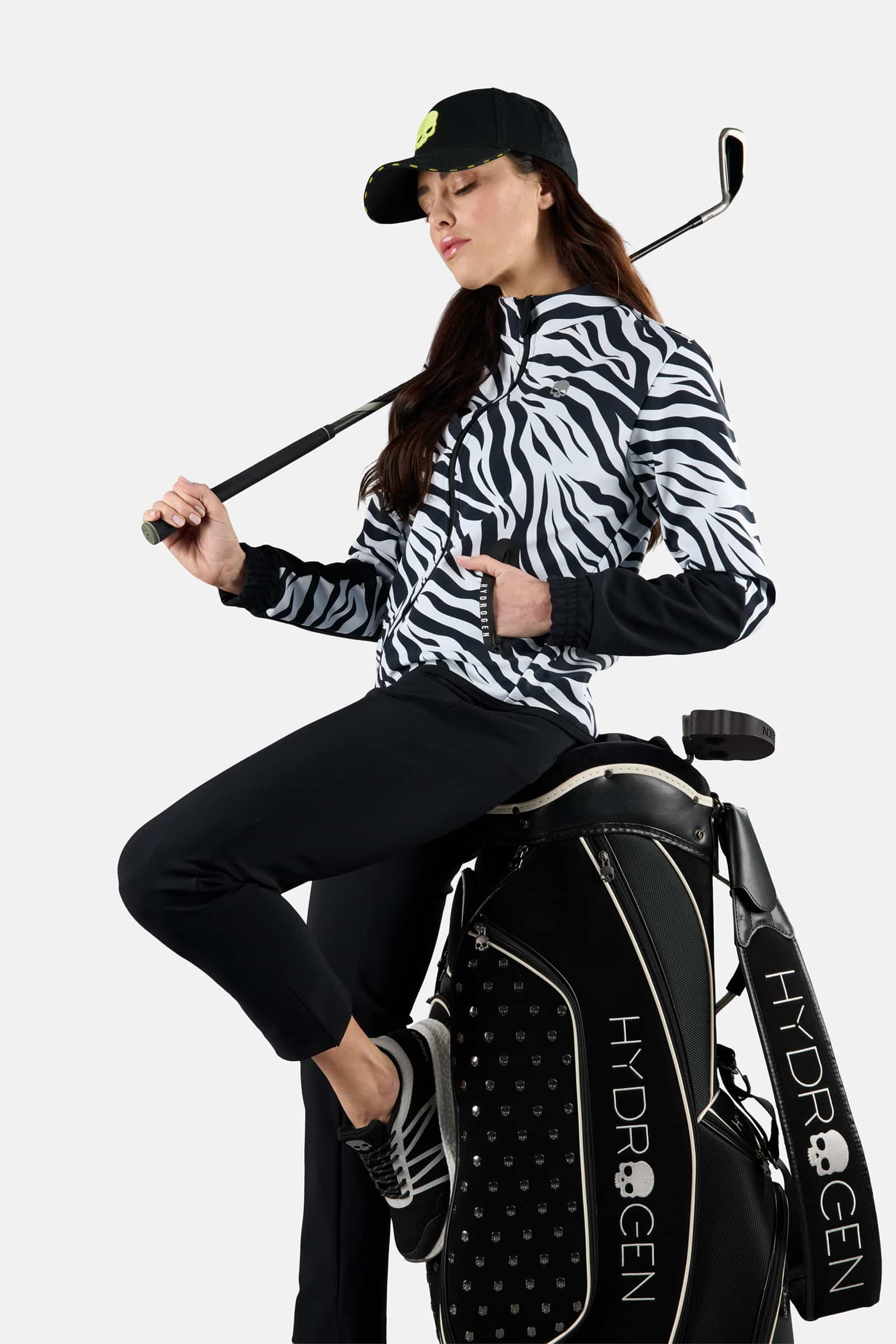 WINTER GOLF JKT - ZEBRA - Hydrogen - Luxury Sportwear