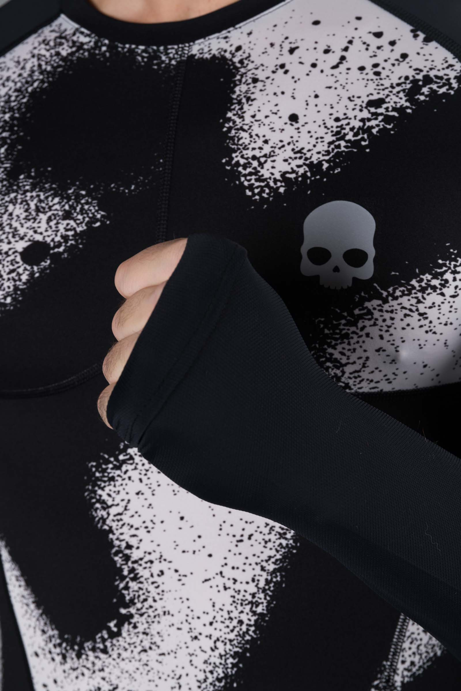 SPRAY MESH SECOND SKIN LS - BLACK,WHITE - Hydrogen - Luxury Sportwear