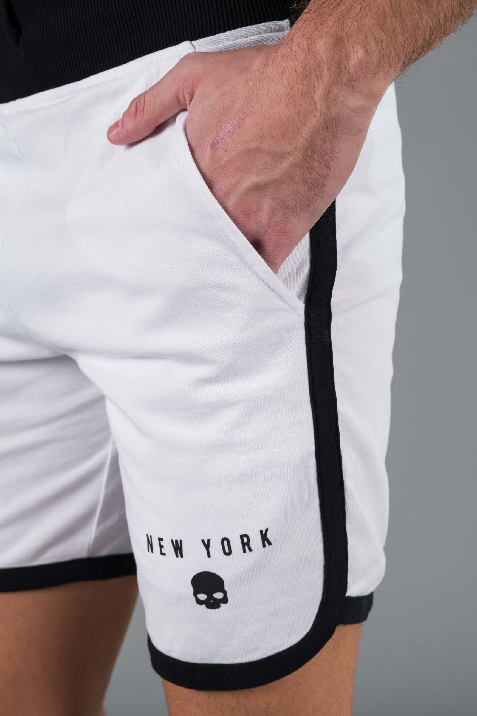 CITY SHORTS - BLACK,WHITE - Hydrogen - Luxury Sportwear